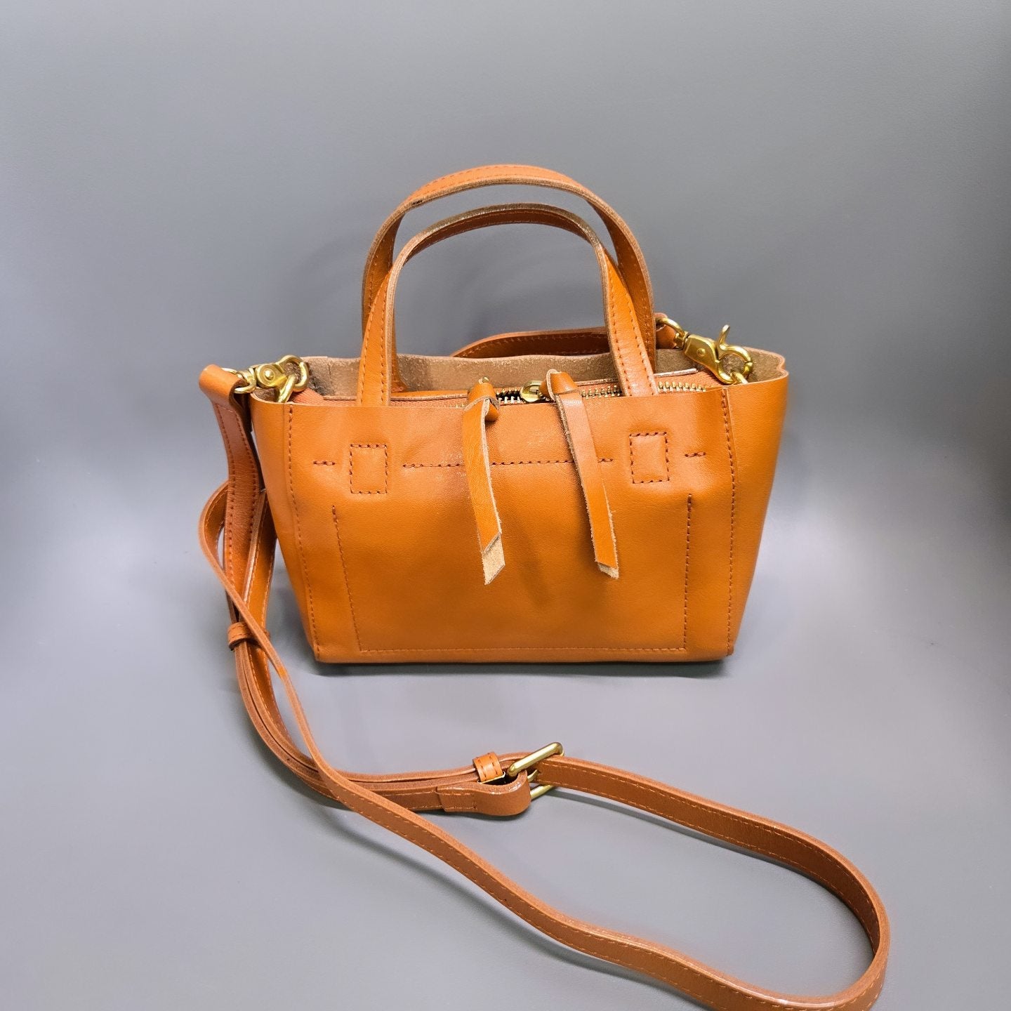 Italy Vegetable Leather Crossbody Bag