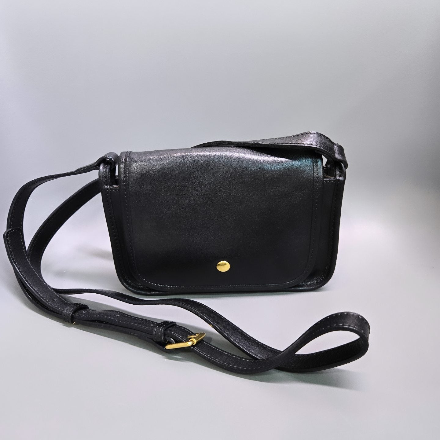 Italy Vegetable Leather Crossbody Bag