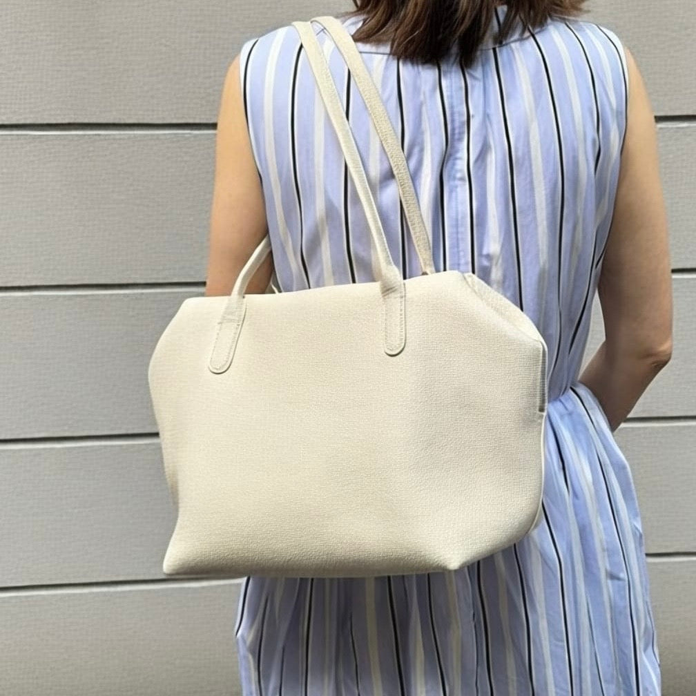 Henry Shoulder Bag