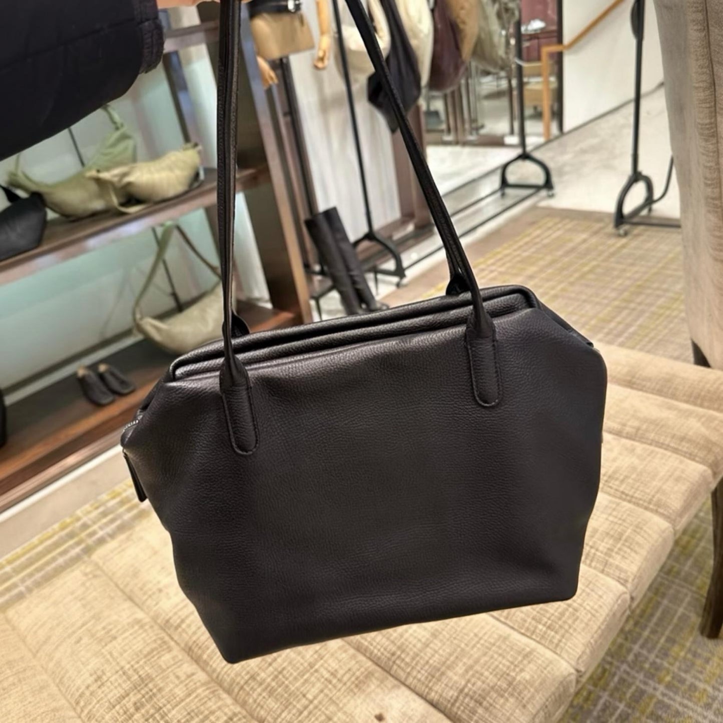 Henry Shoulder Bag