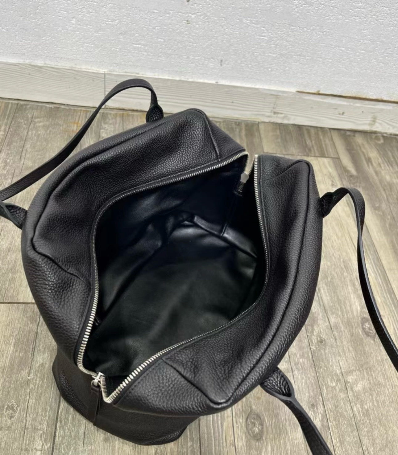 Henry Shoulder Bag