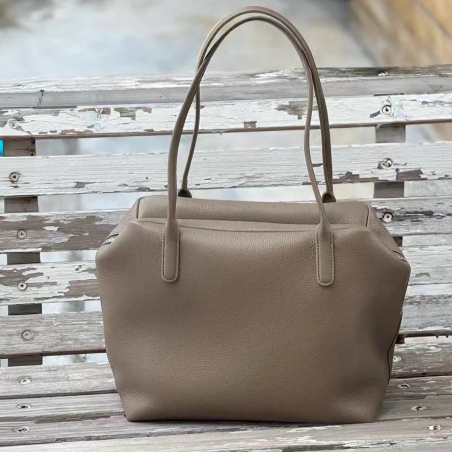 Henry Shoulder Bag