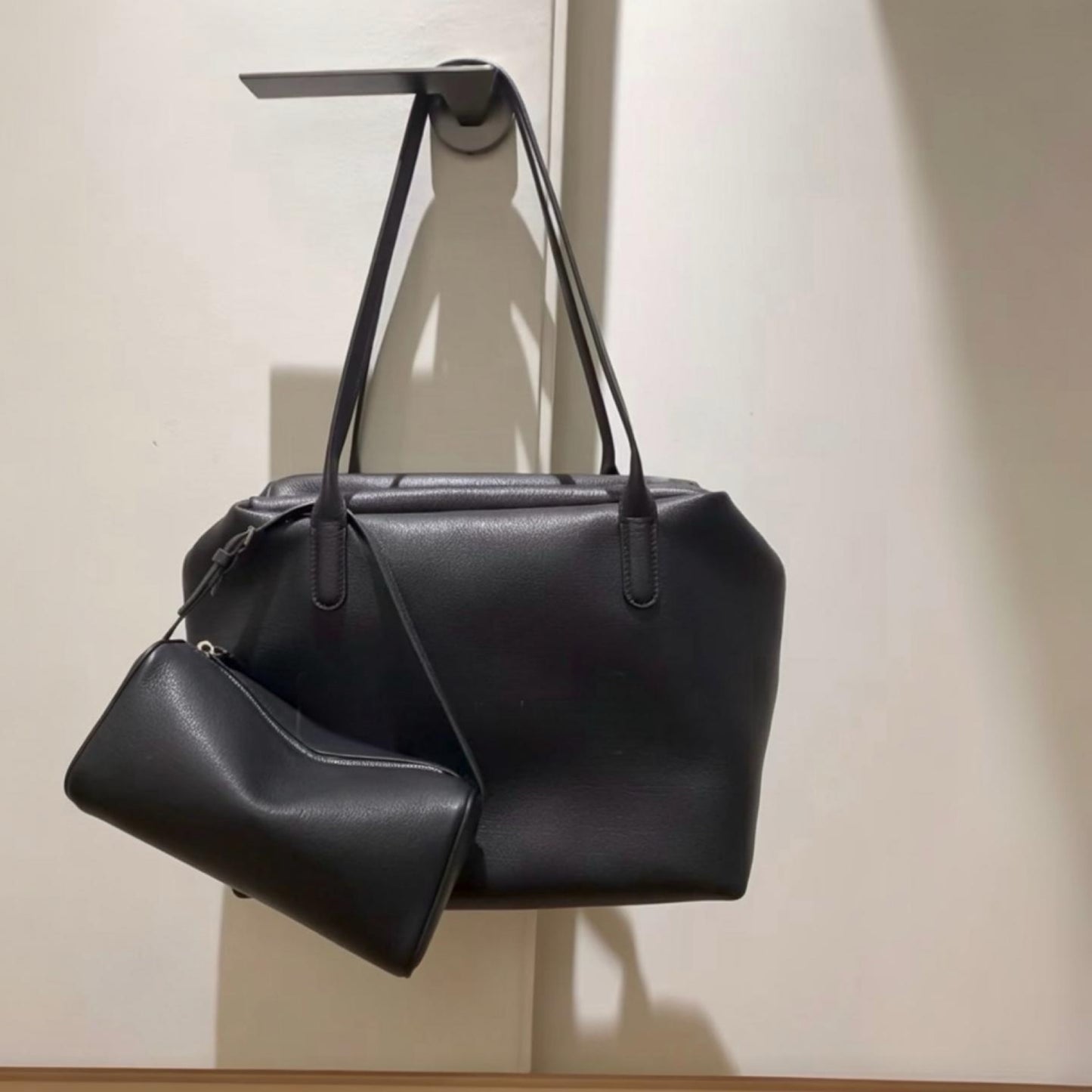 Henry Shoulder Bag
