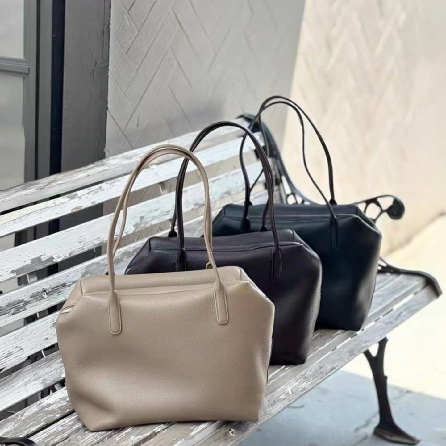 Henry Shoulder Bag