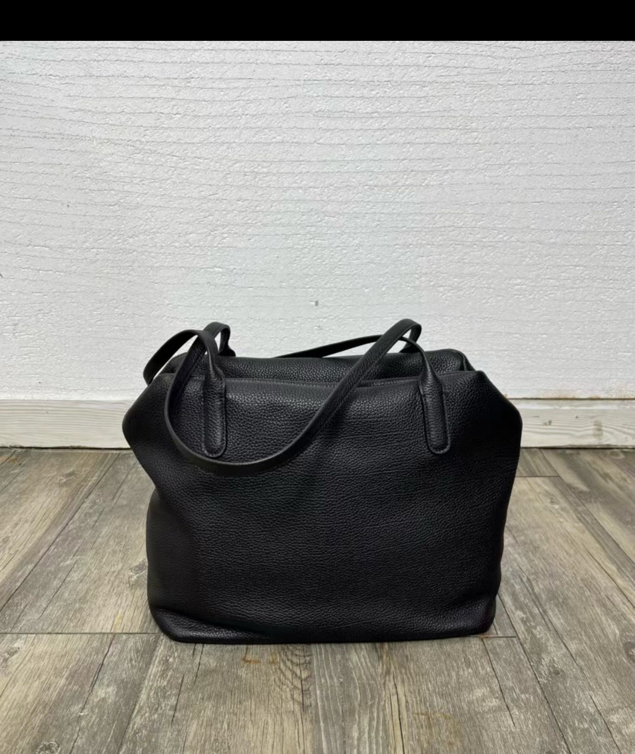 Henry Shoulder Bag