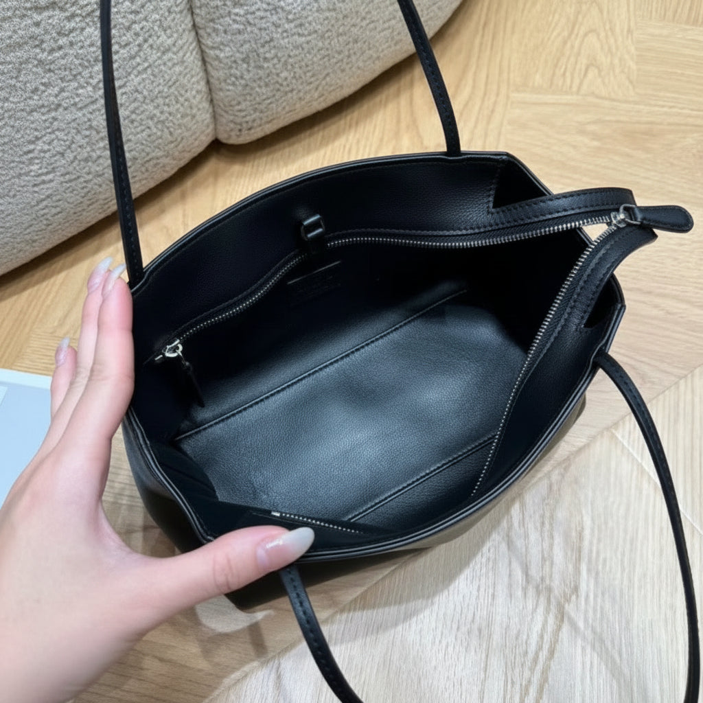 TR ToGo soft shoulder bag
