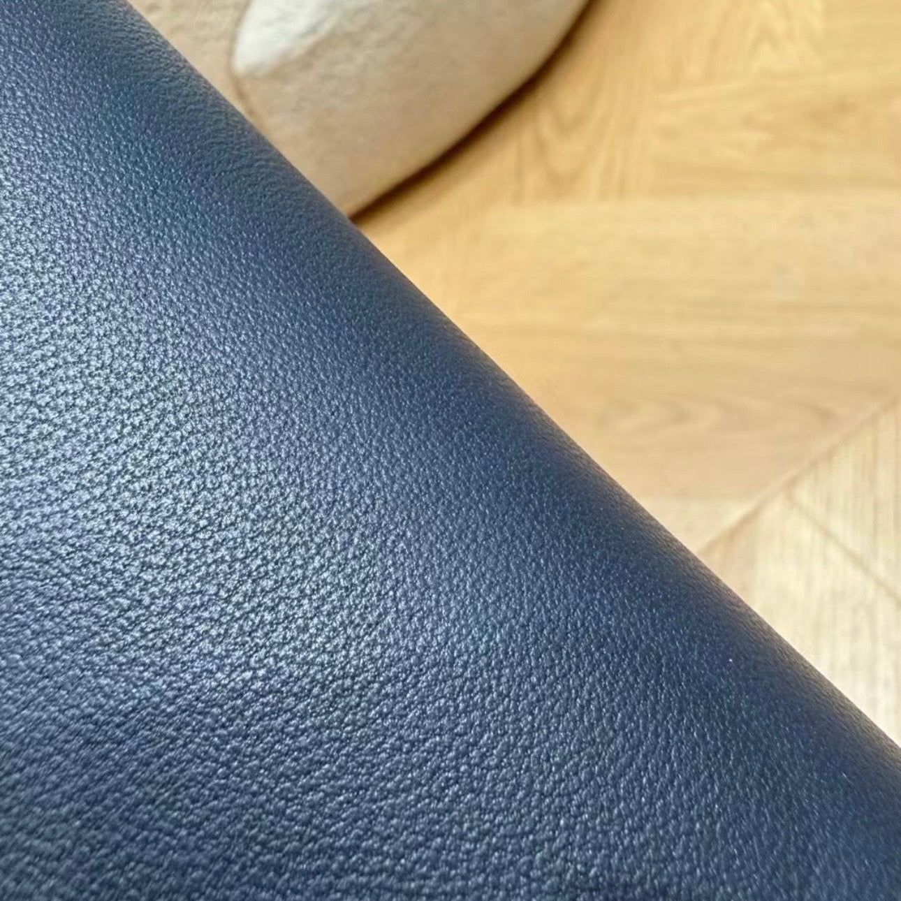 TR ToGo soft shoulder bag
