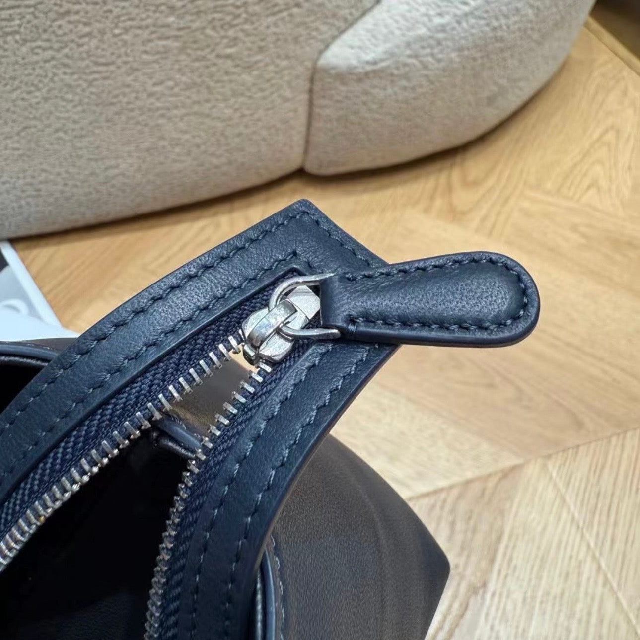 TR ToGo soft shoulder bag