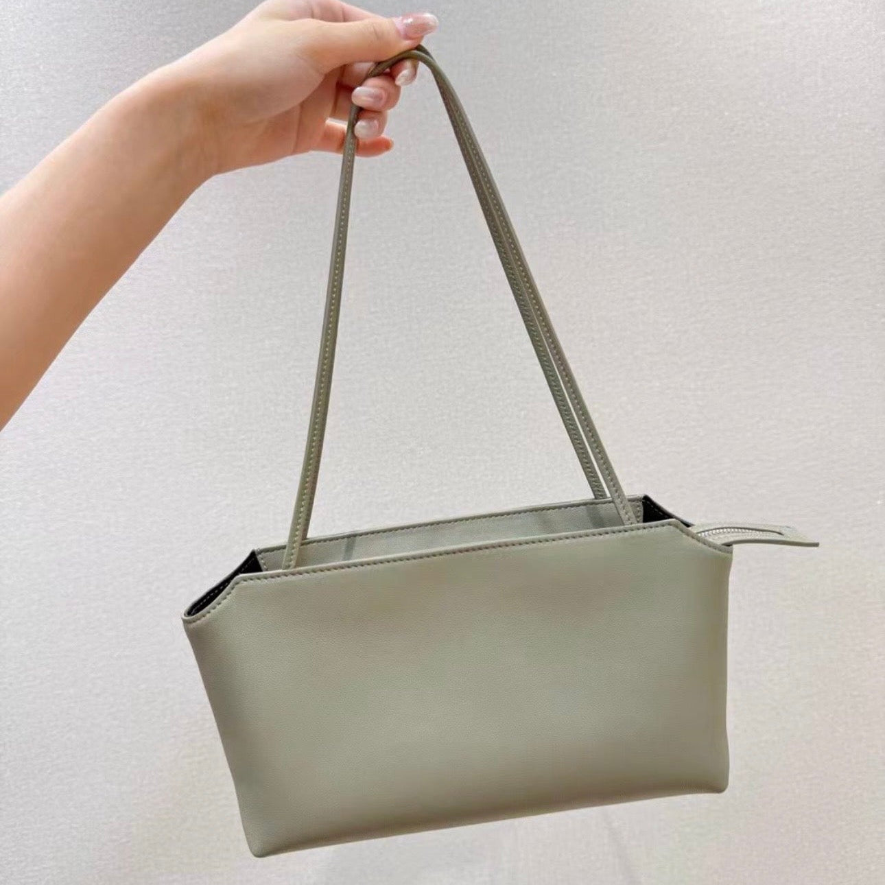 TR ToGo soft shoulder bag