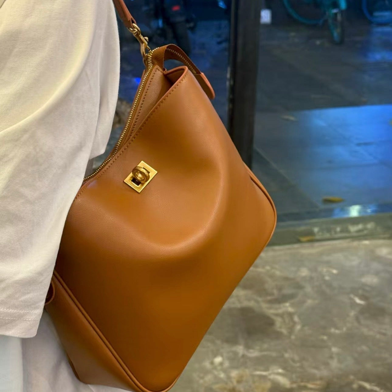 Korea Cow Leather Rodeo Hobo