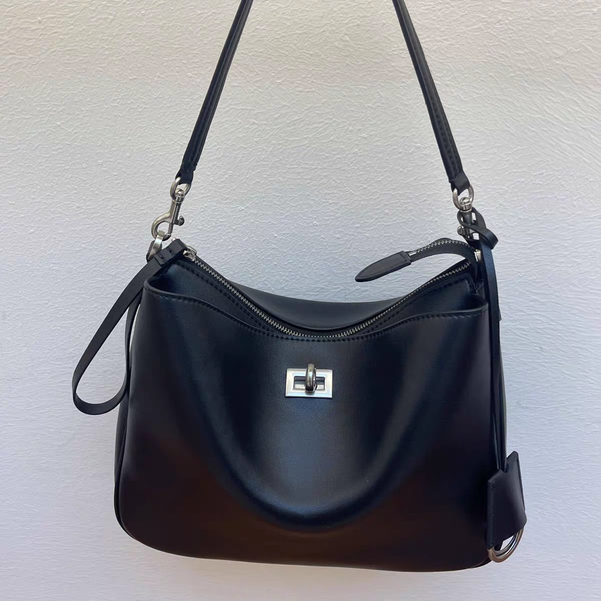 Korea Cow Leather Rodeo Hobo
