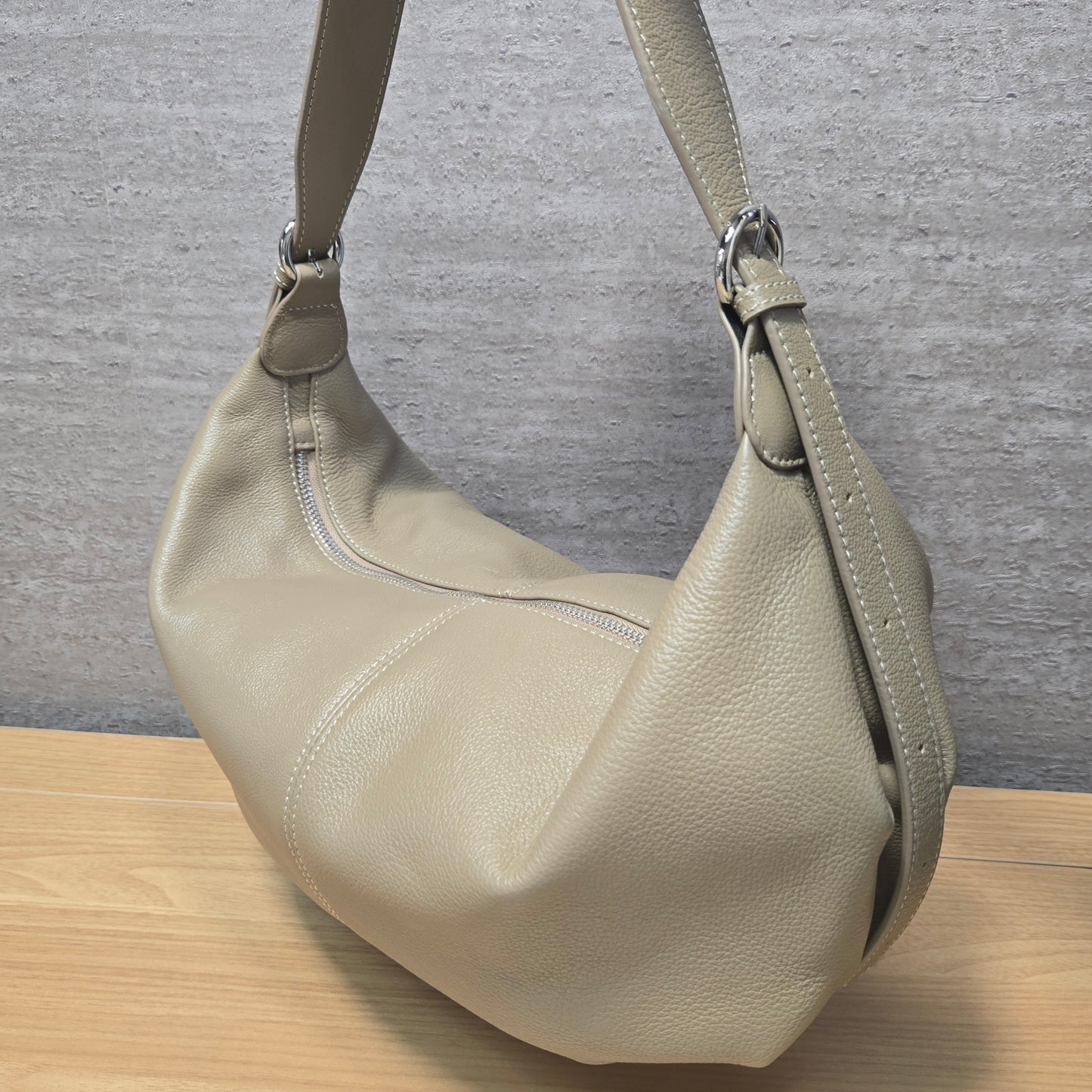 Korea Cow Leather Croissant Bag (Large)
