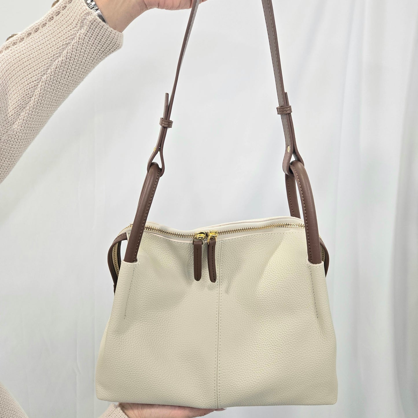 Korea Soft Pebble Leather Lindy Bag