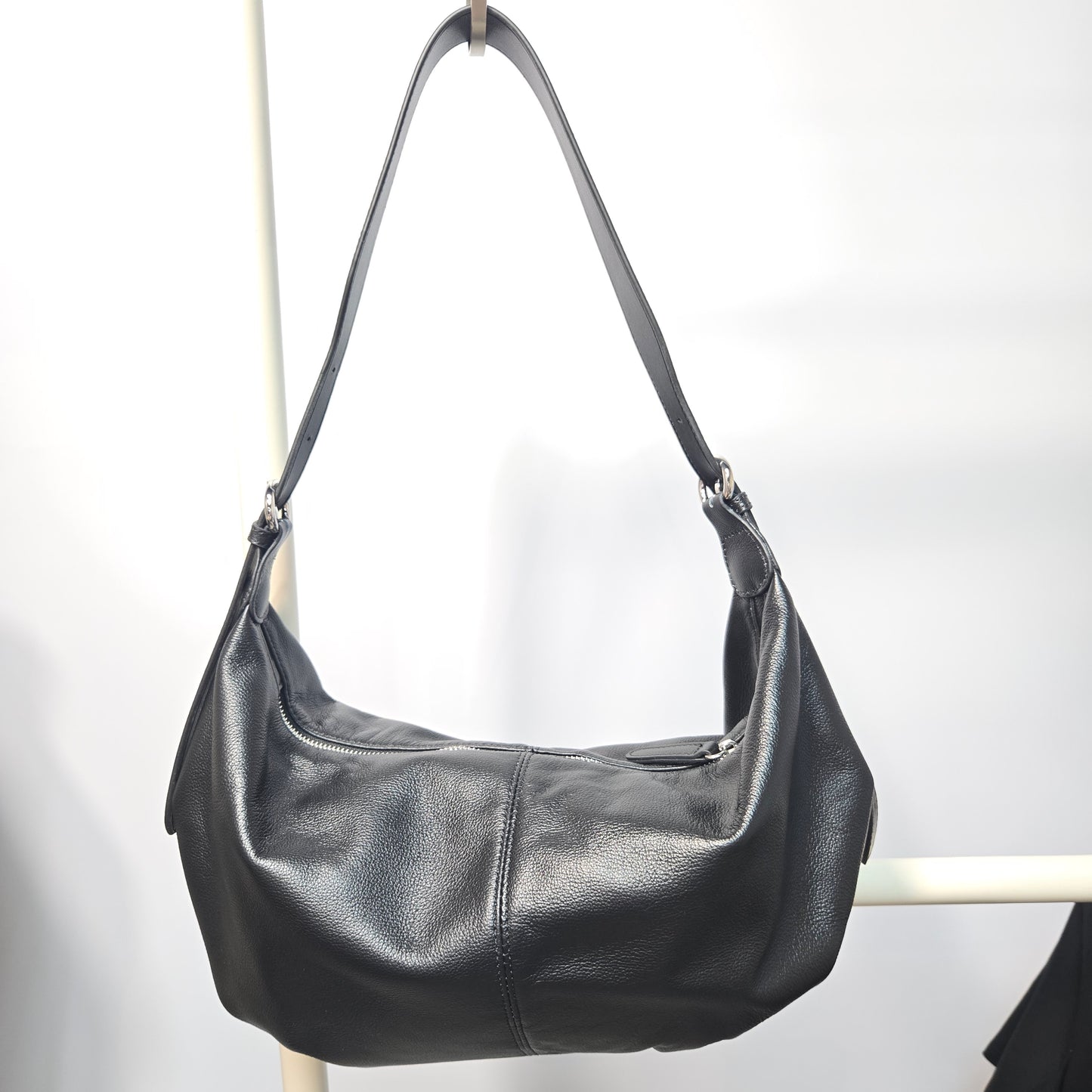 Korea Cow Leather Croissant Bag (Large)