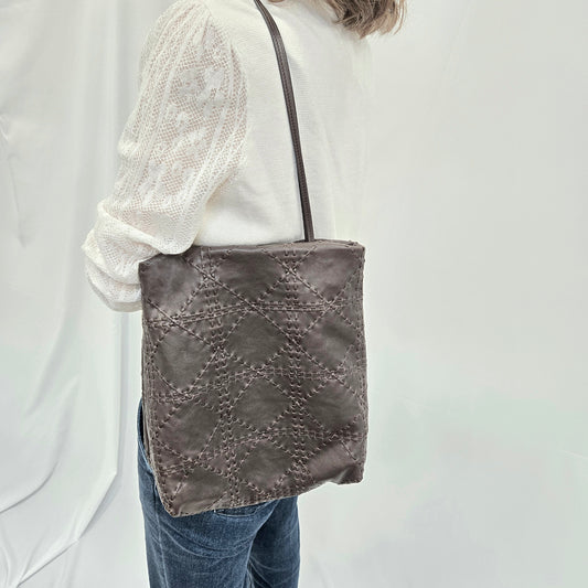 Korea Soft Leather Hand Embrodiery Shoulder Tote