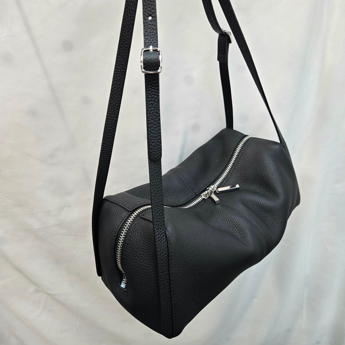 Korea Soft Pebble Leather Barrel